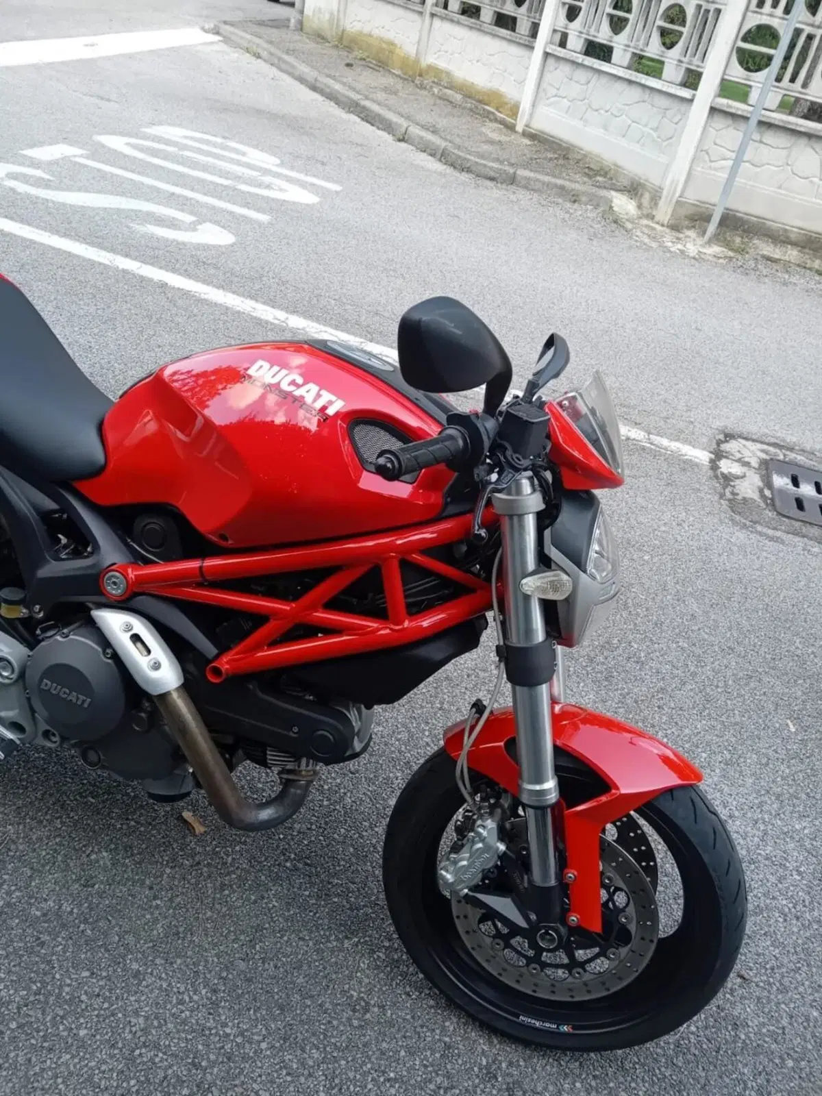 Ducati Monster 696 Plus (2007 - 14) (5)