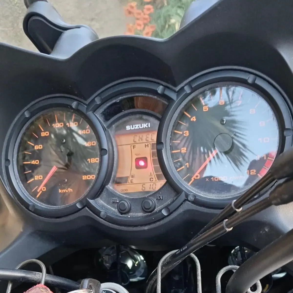 Suzuki V-Strom 650DL (2004 - 06) (6)