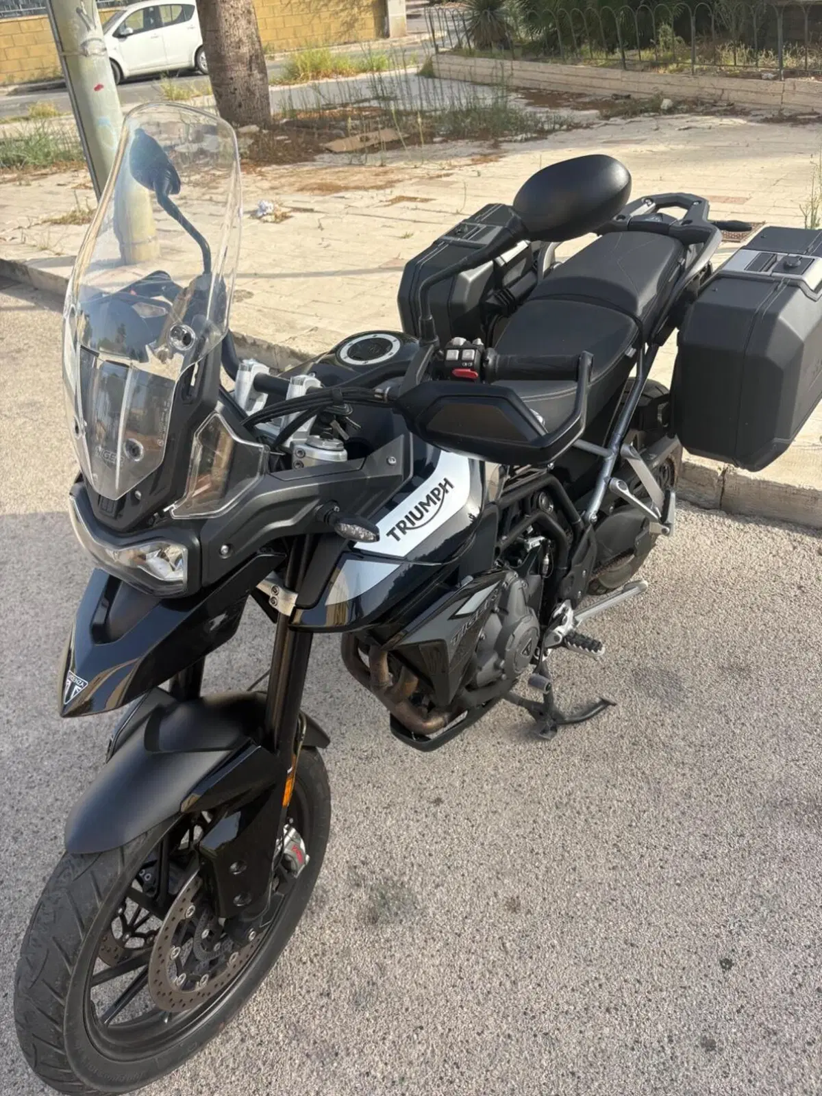 Triumph Tiger 900 GT (2020 - 23) (2)