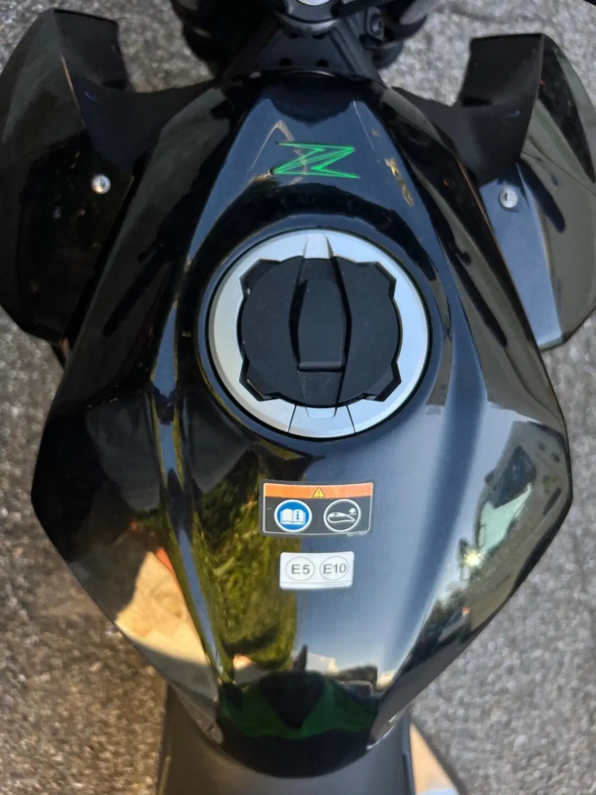 Kawasaki Z 400 (2023) (16)