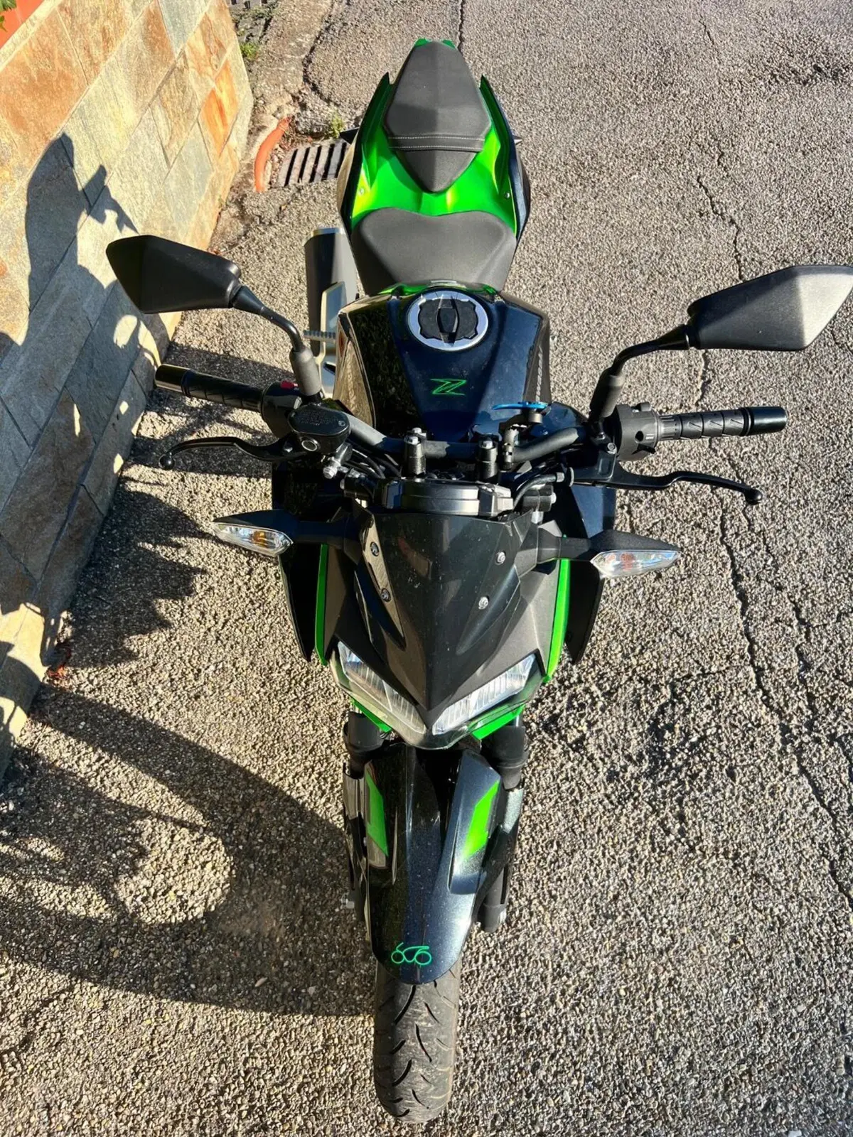 Kawasaki Z 400 (2023) (19)