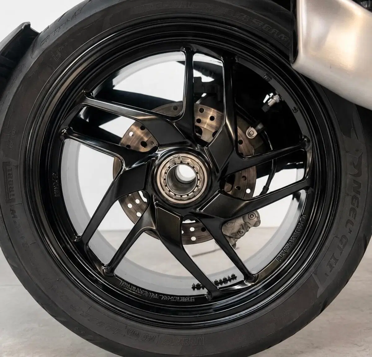 Ducati Multistrada 1200 S (2015 - 17) (7)