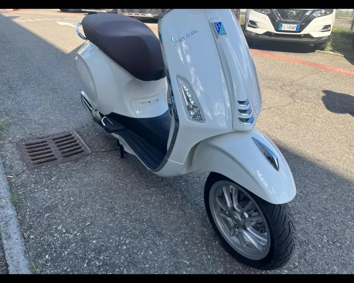 Vespa Primavera 125 3V ie ABS (2018 - 19) (10)