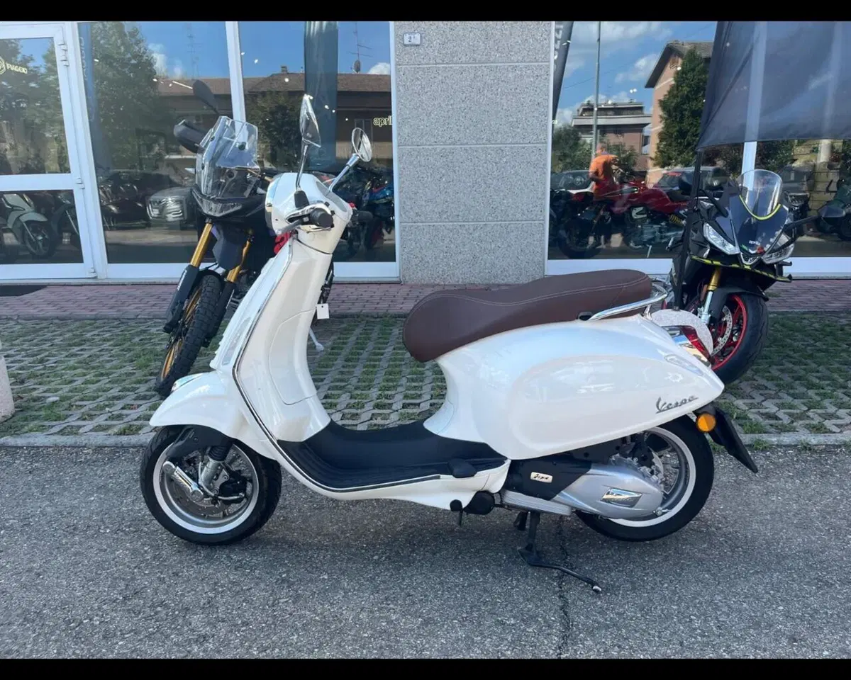 Vespa Primavera 125 3V ie ABS (2018 - 19) (8)