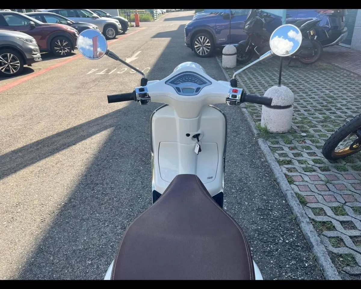 Vespa Primavera 125 3V ie ABS (2018 - 19) (13)