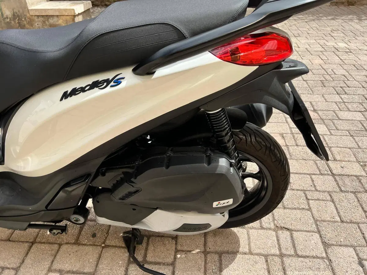 Piaggio Medley 200 (2025 - 26) (6)