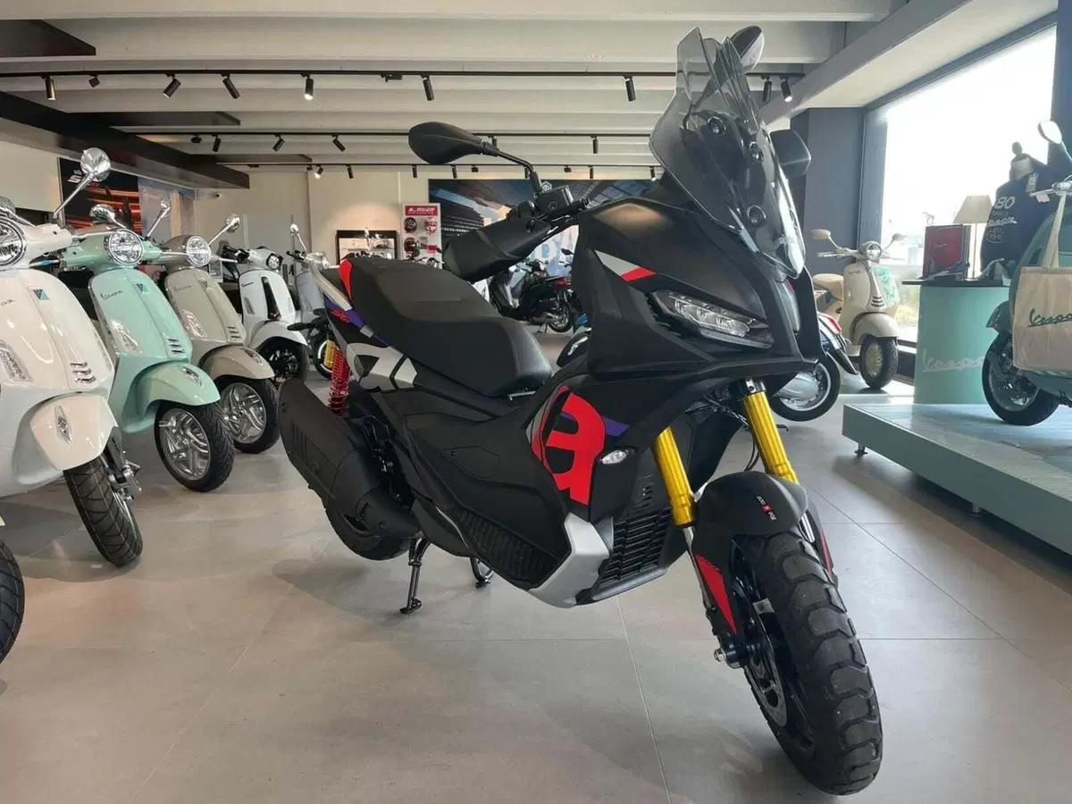 Aprilia SR GT 400 Rally Replica (2026) (2)