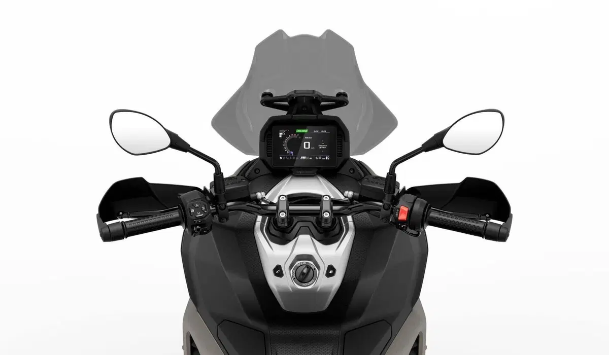 Aprilia SR GT 400 (2026) (11)