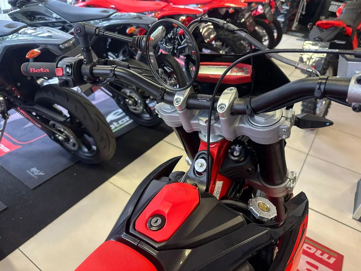 Betamotor RR 50 Motard Track (2021 - 26) (12)
