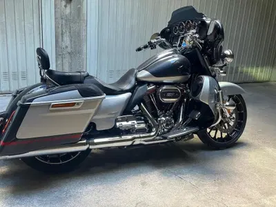 Harley-Davidson 107 Sport Glide (2018 - 20) usata