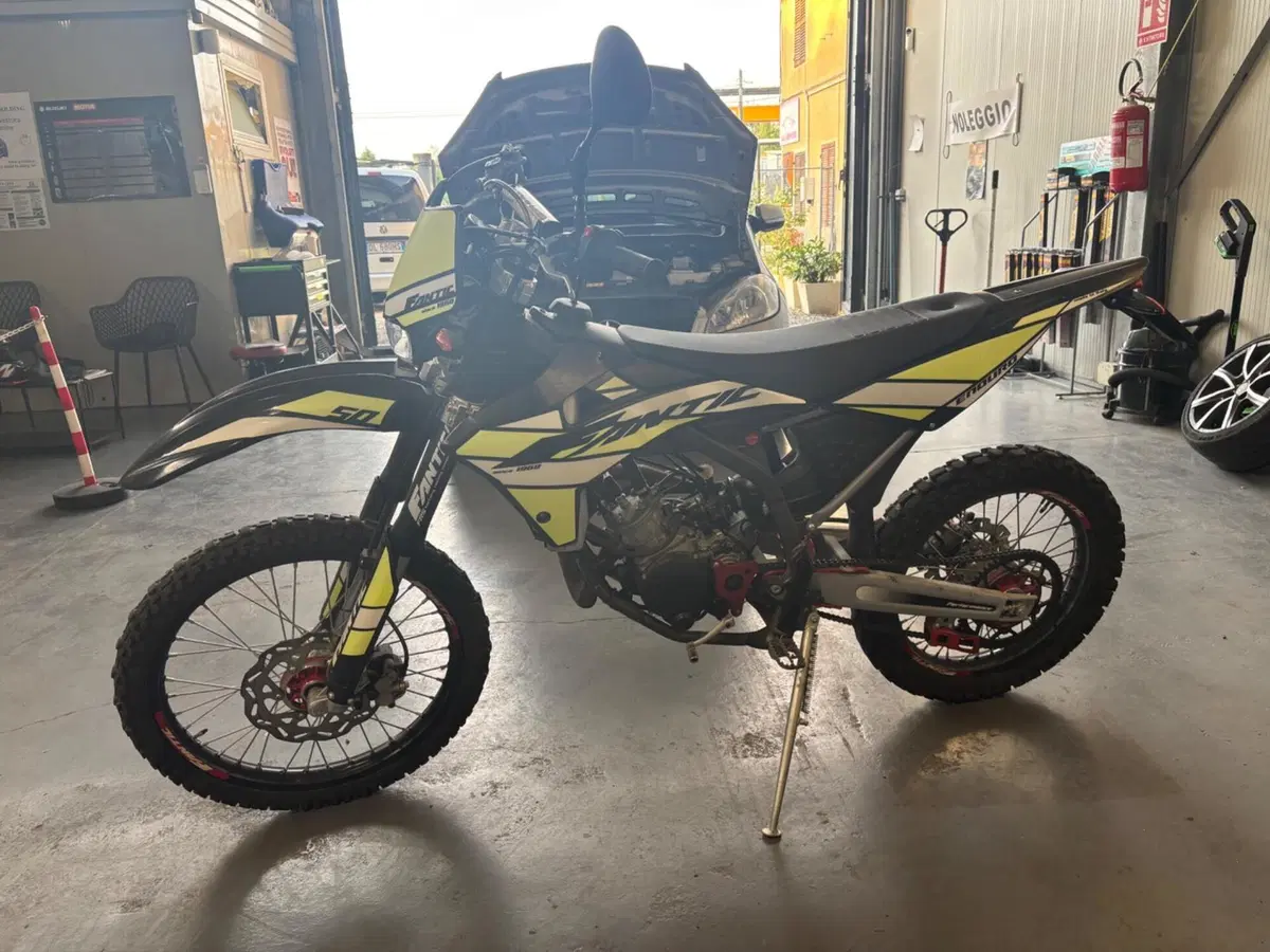Fantic Motor Enduro 50 E Performance 2t (2019) (3)