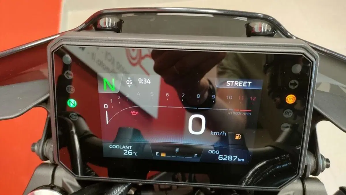 Yamaha MT-09 (2024 - 26) (4)