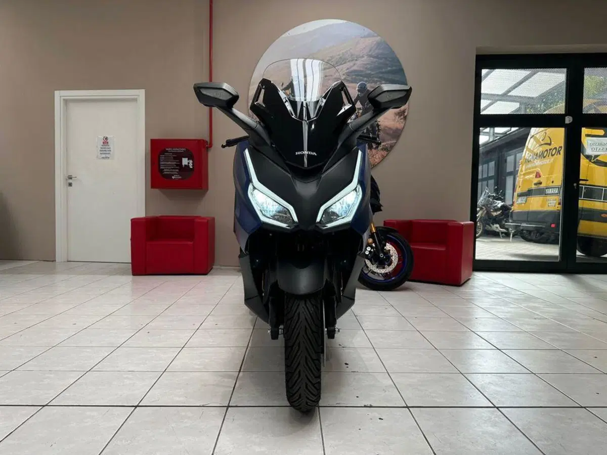 Honda Forza 125 Deluxe (2023 - 24) (2)