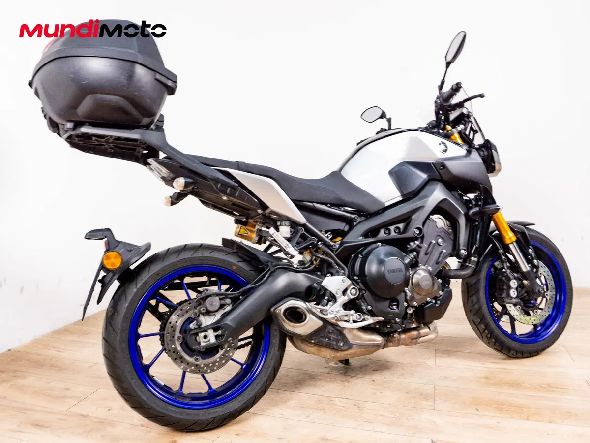 Yamaha MT-09 (2021 - 23) (3)