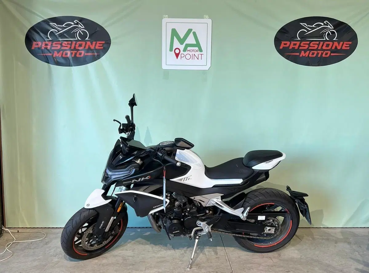 CFMOTO 800NK Advanced (2023 - 26) (2)