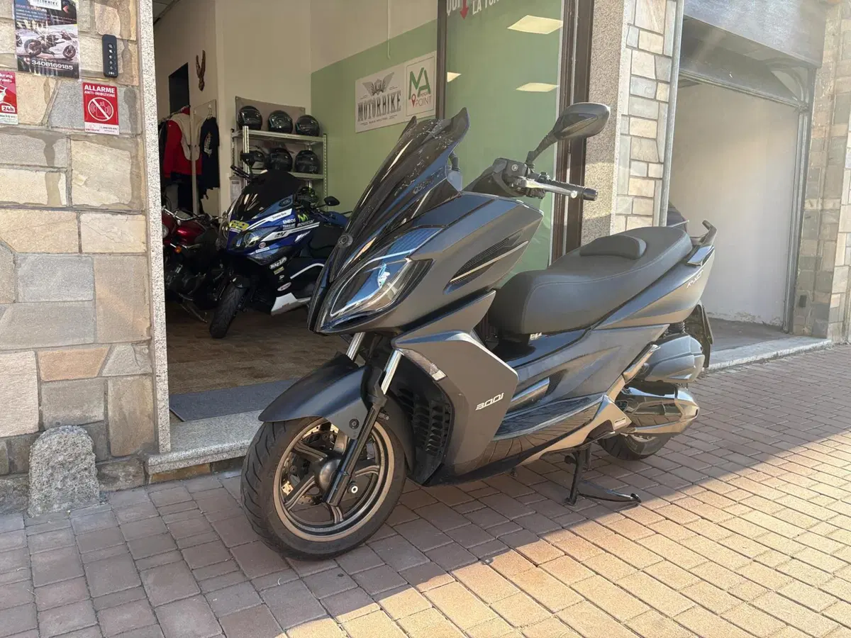 Kymco K-Xct 300i (2012 - 17)