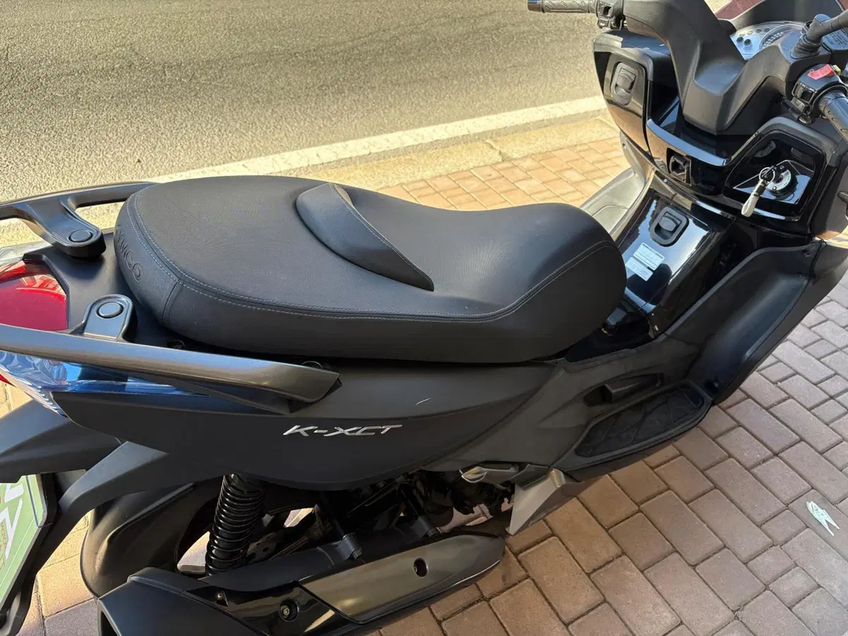 Kymco K-Xct 300i (2012 - 17) (9)