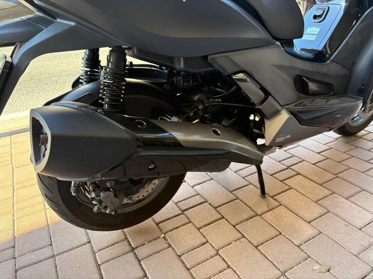 Kymco K-Xct 300i (2012 - 17) (10)