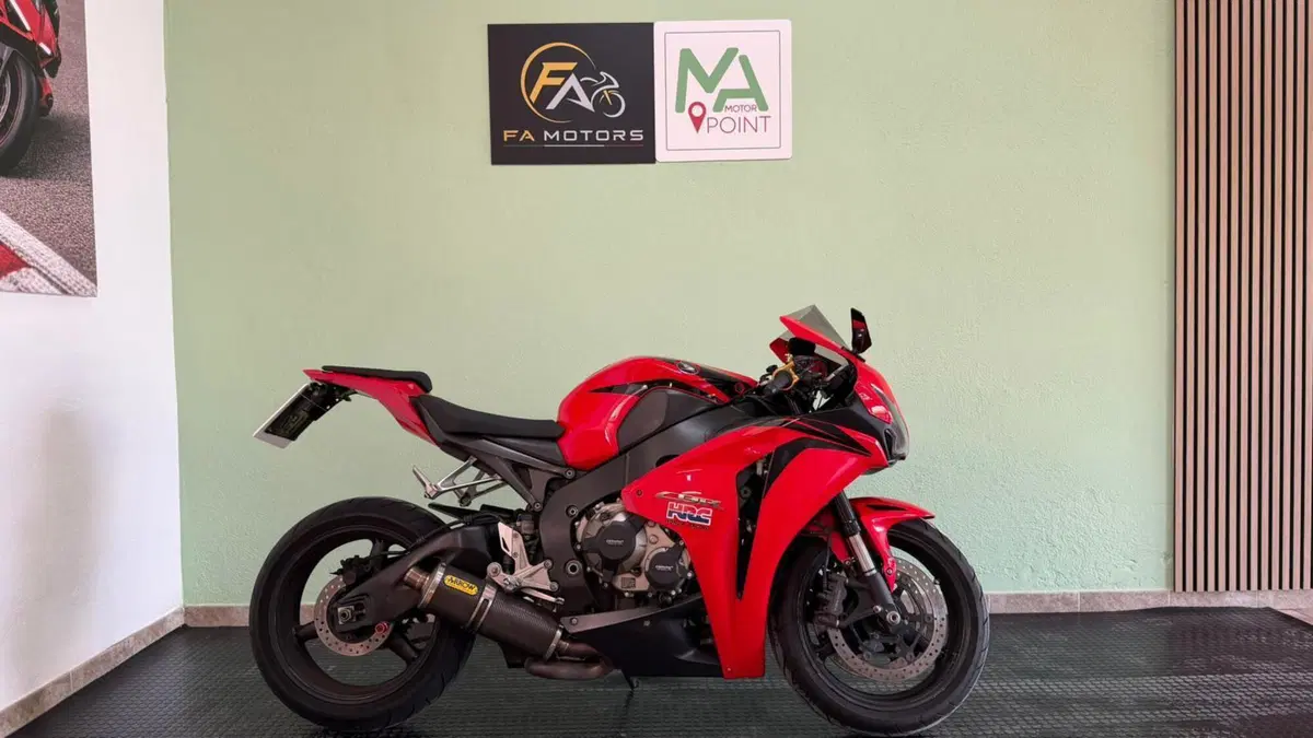 Honda CBR 1000 RR Fireblade (2008 - 11) (2)
