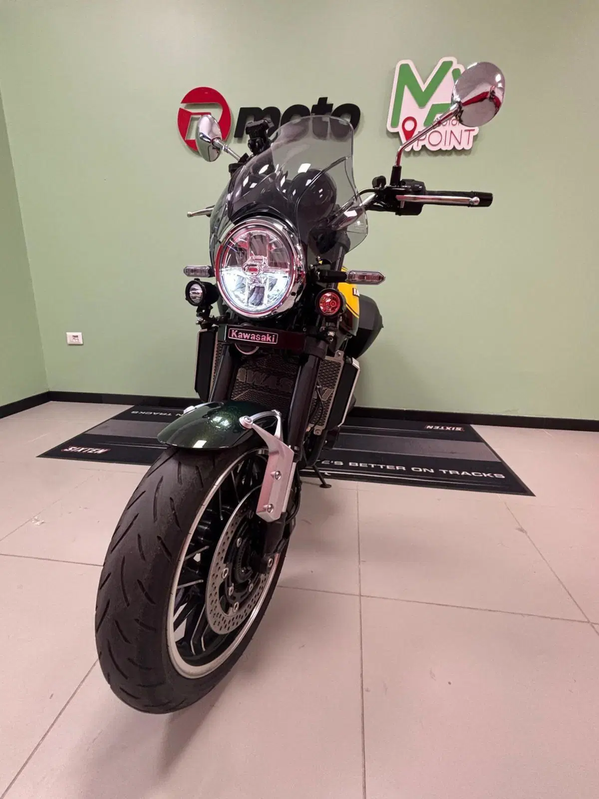 Kawasaki Z 900 RS (2022 - 25) (6)