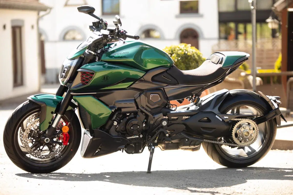 Ducati Diavel for Bentley (2024) (4)