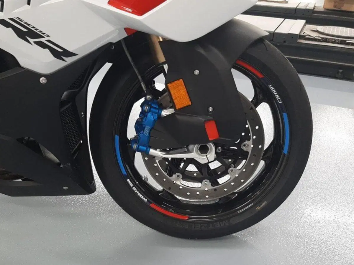 Bmw S 1000 RR (2025 - 27) (8)