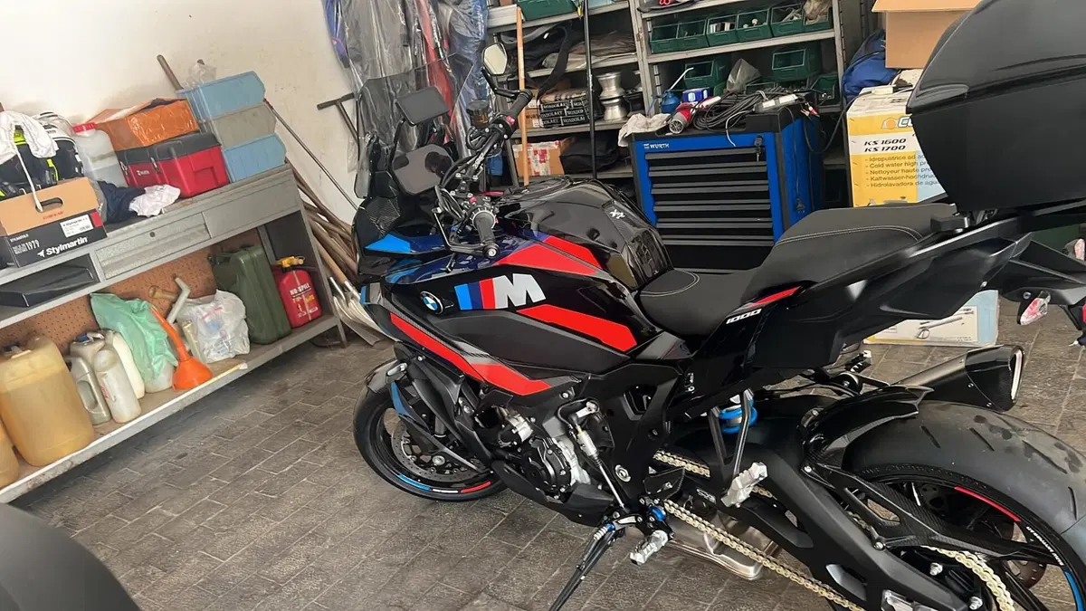 Bmw M 1000 XR (2024 - 27) (5)