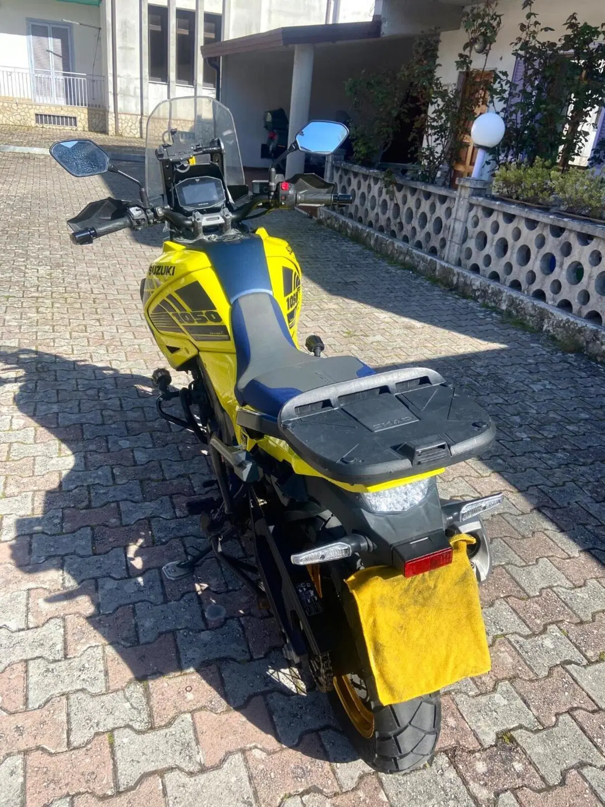 Suzuki V-Strom 1050XT Pro (2020 - 23) (6)