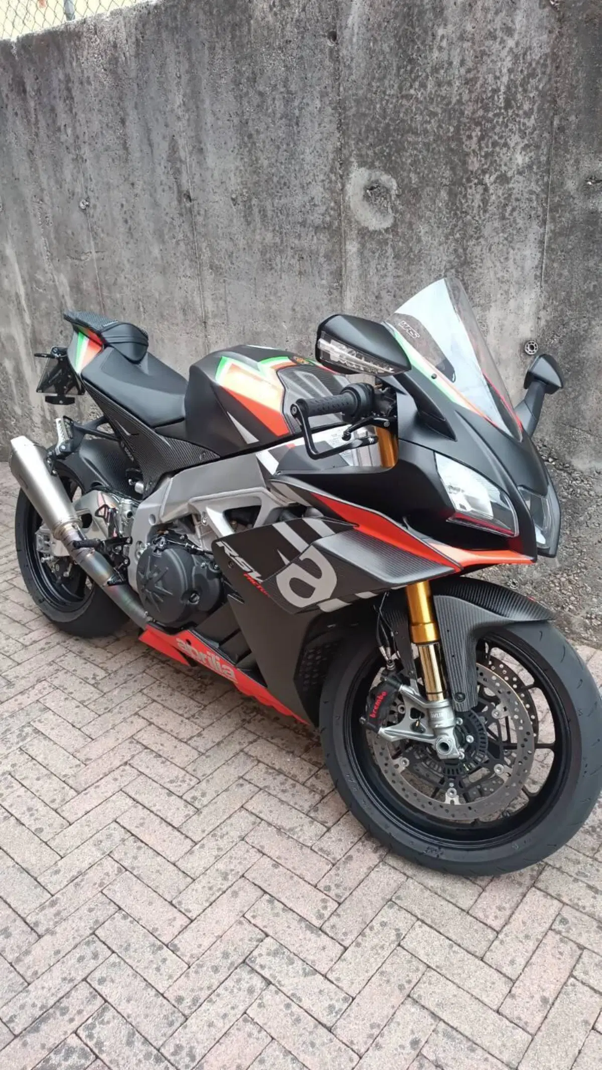Aprilia RSV4 1100 Factory (2019 - 20)
