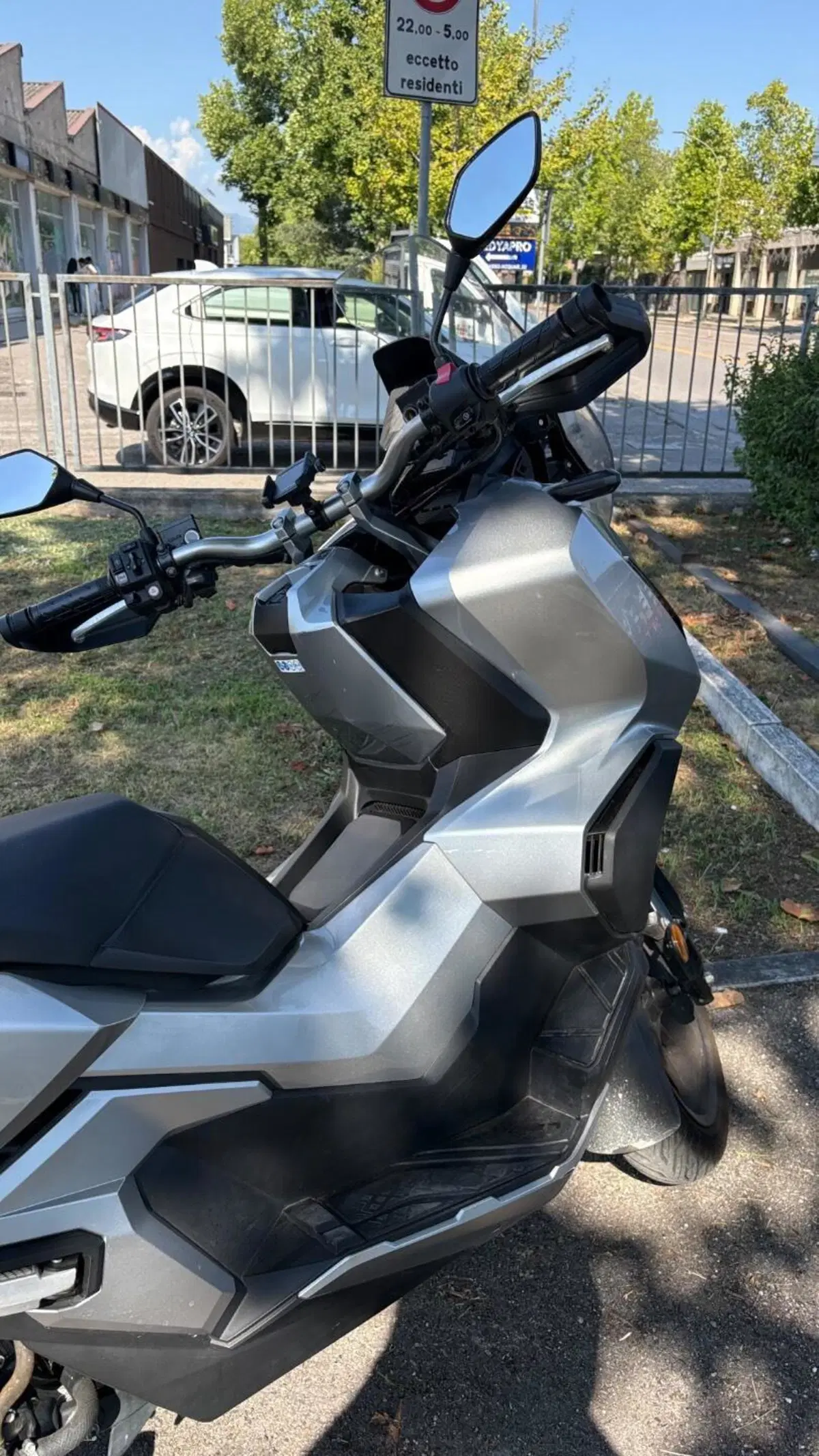 Honda ADV 350 (2022 - 24) (2)