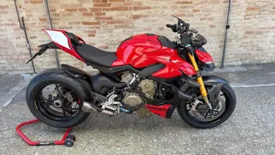 Ducati Streetfighter V4 S (2023 - 24) usata