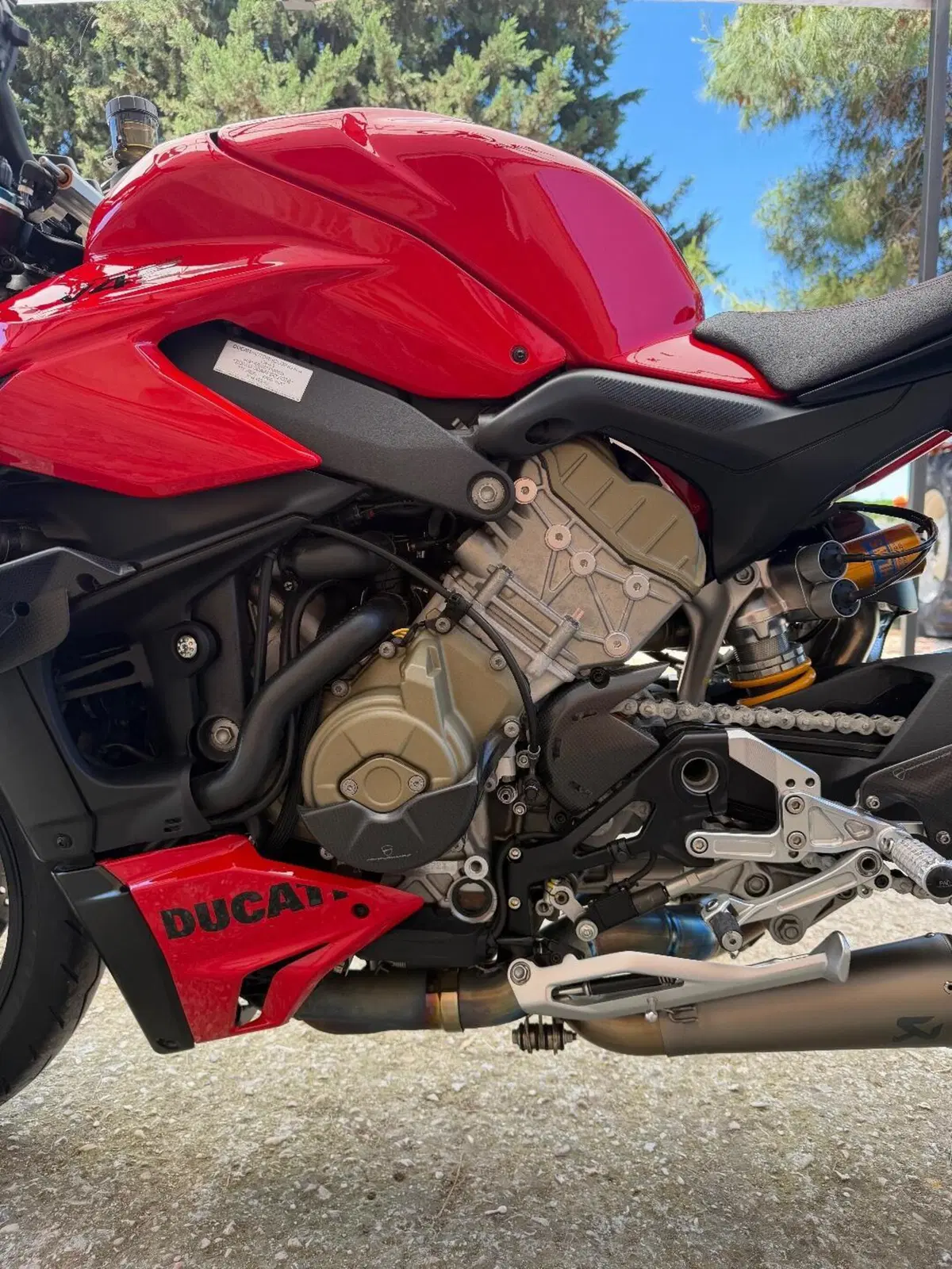 Ducati Streetfighter V4 S (2023 - 24) (2)