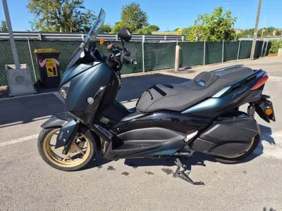 Yamaha X-Max 300 Tech Max (2021 - 24) usata
