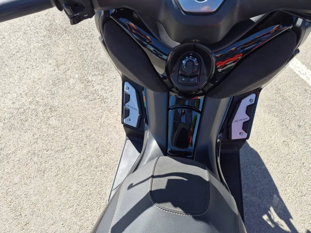 Yamaha X-Max 300 Tech Max (2021 - 24) (7)