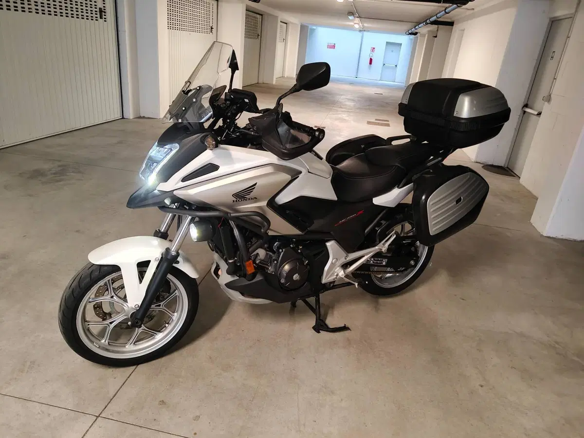 Honda NC 750 X DCT ABS Travel Edition (2016 - 17) (3)