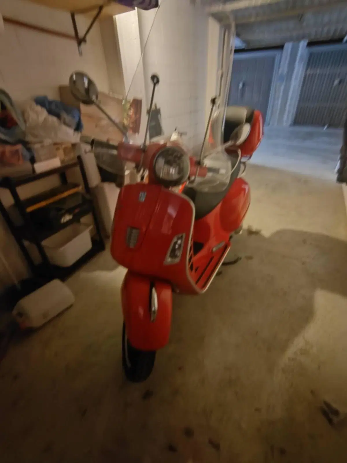 Vespa GTS 300 (2010 - 14) (2)