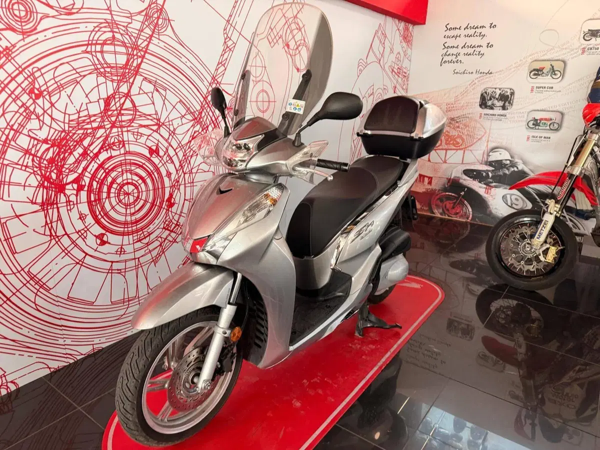 Honda SH 300 i ABS (2016 - 20) (4)
