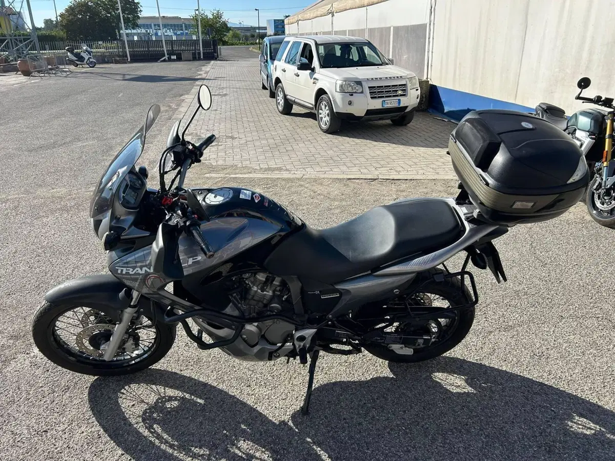 Honda Transalp XL 700 V (2007 - 13) (6)