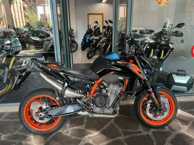 KTM 890 Duke R (2021 - 23) usata