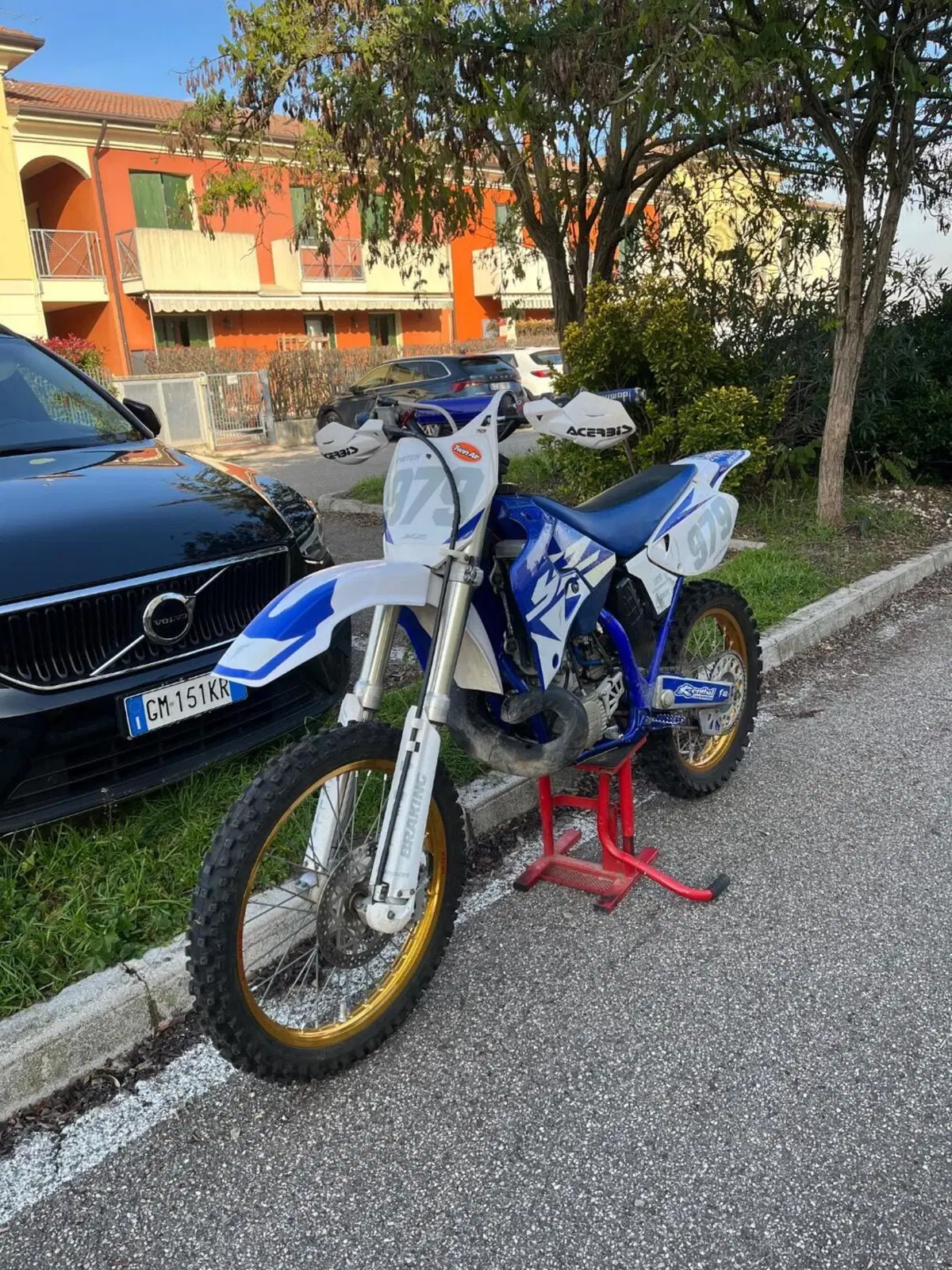 Yamaha YZ 250 (2)