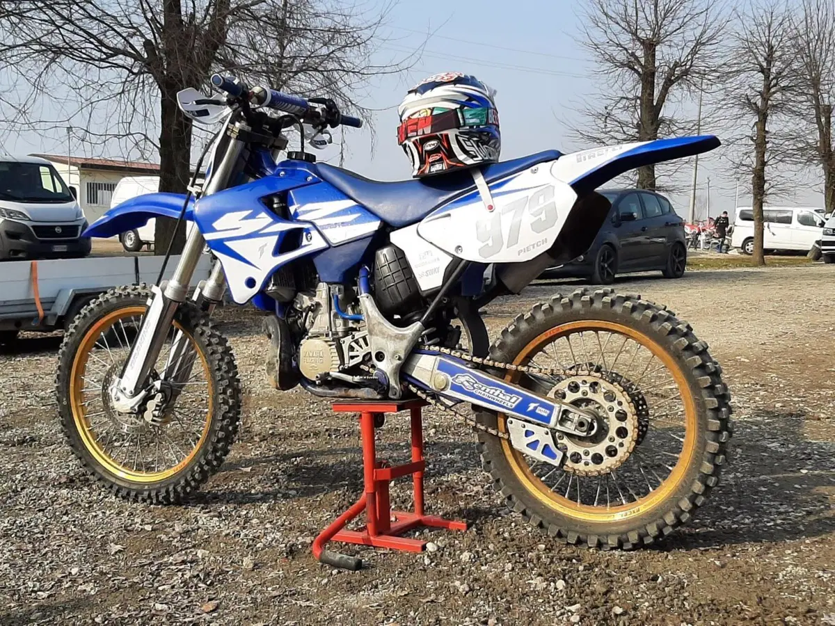 Yamaha YZ 250 (3)