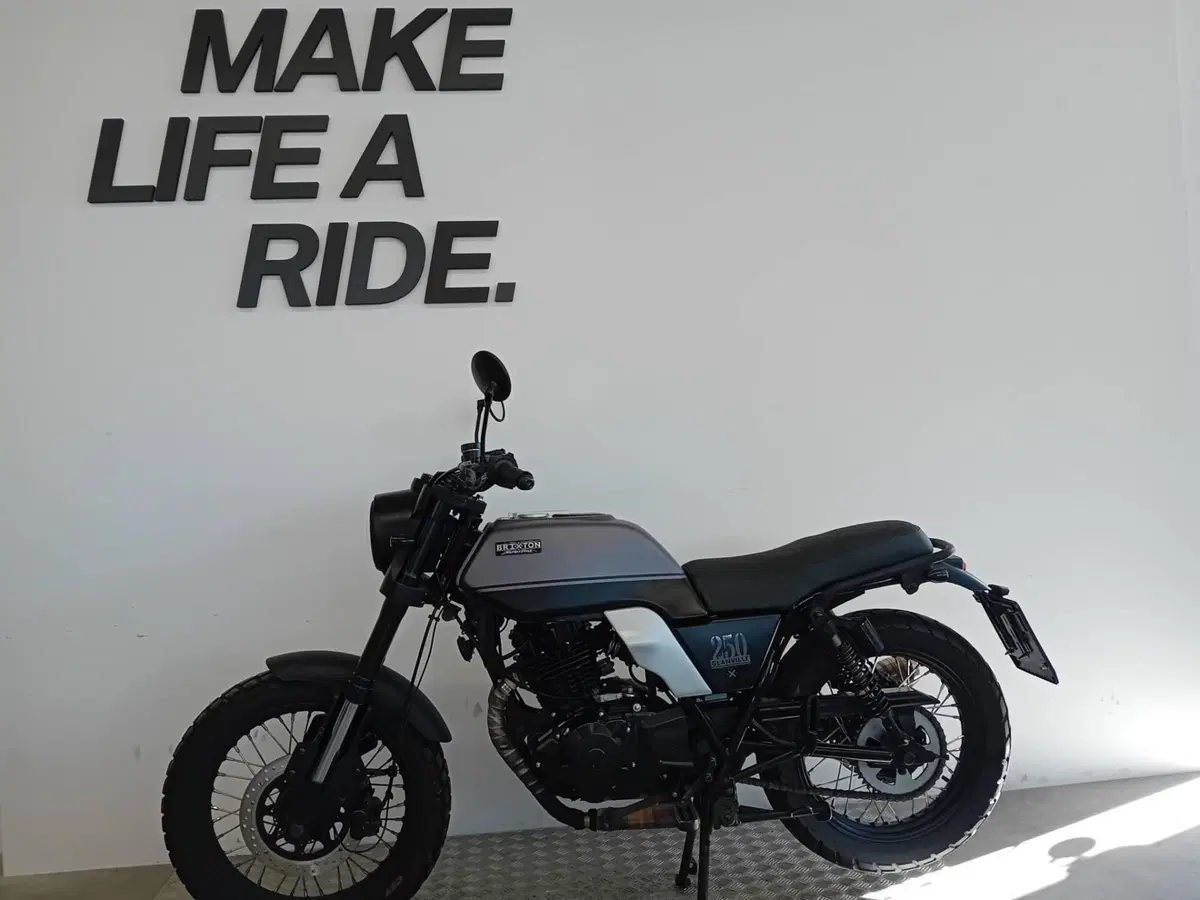 Brixton Motorcycles Glanville 250 X (2018 - 19) (2)