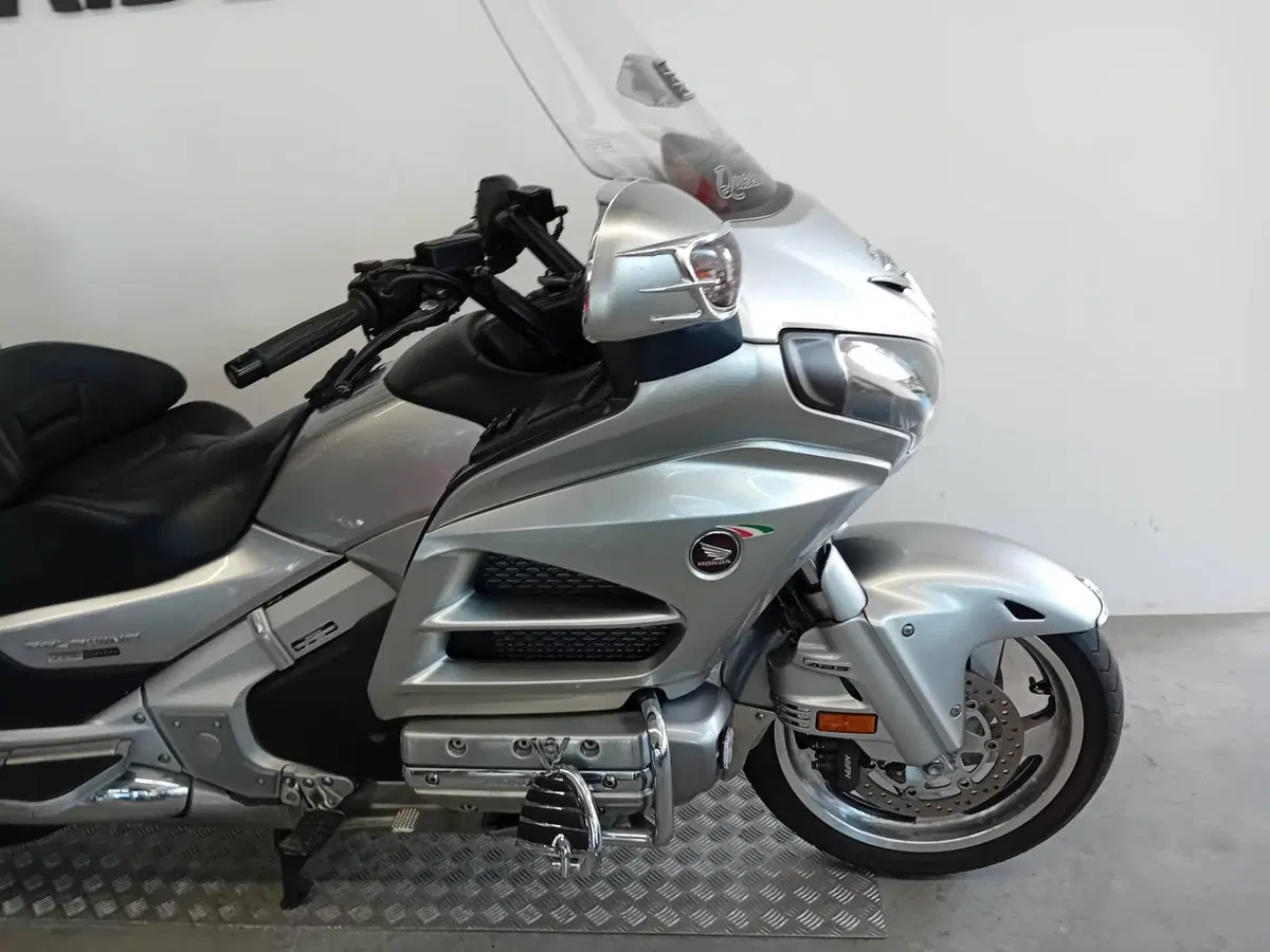 Honda GL 1800 Gold Wing (2012 - 17) (7)