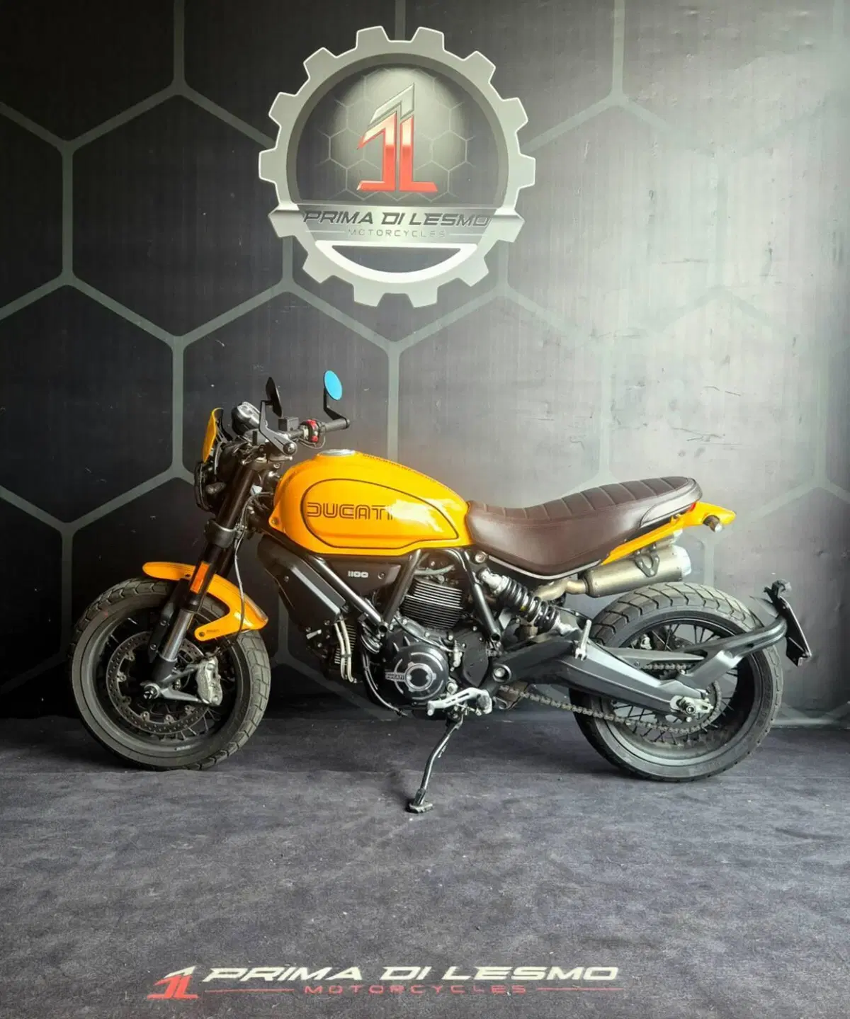 Ducati Scrambler 1100 Tribute Pro (2022 - 24) (2)