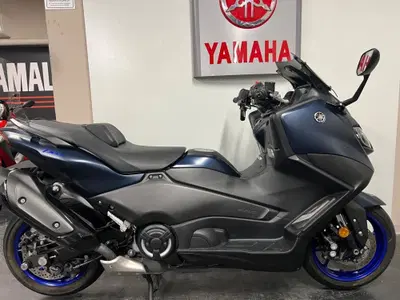 Yamaha T-Max 560 (2022 - 24) usata