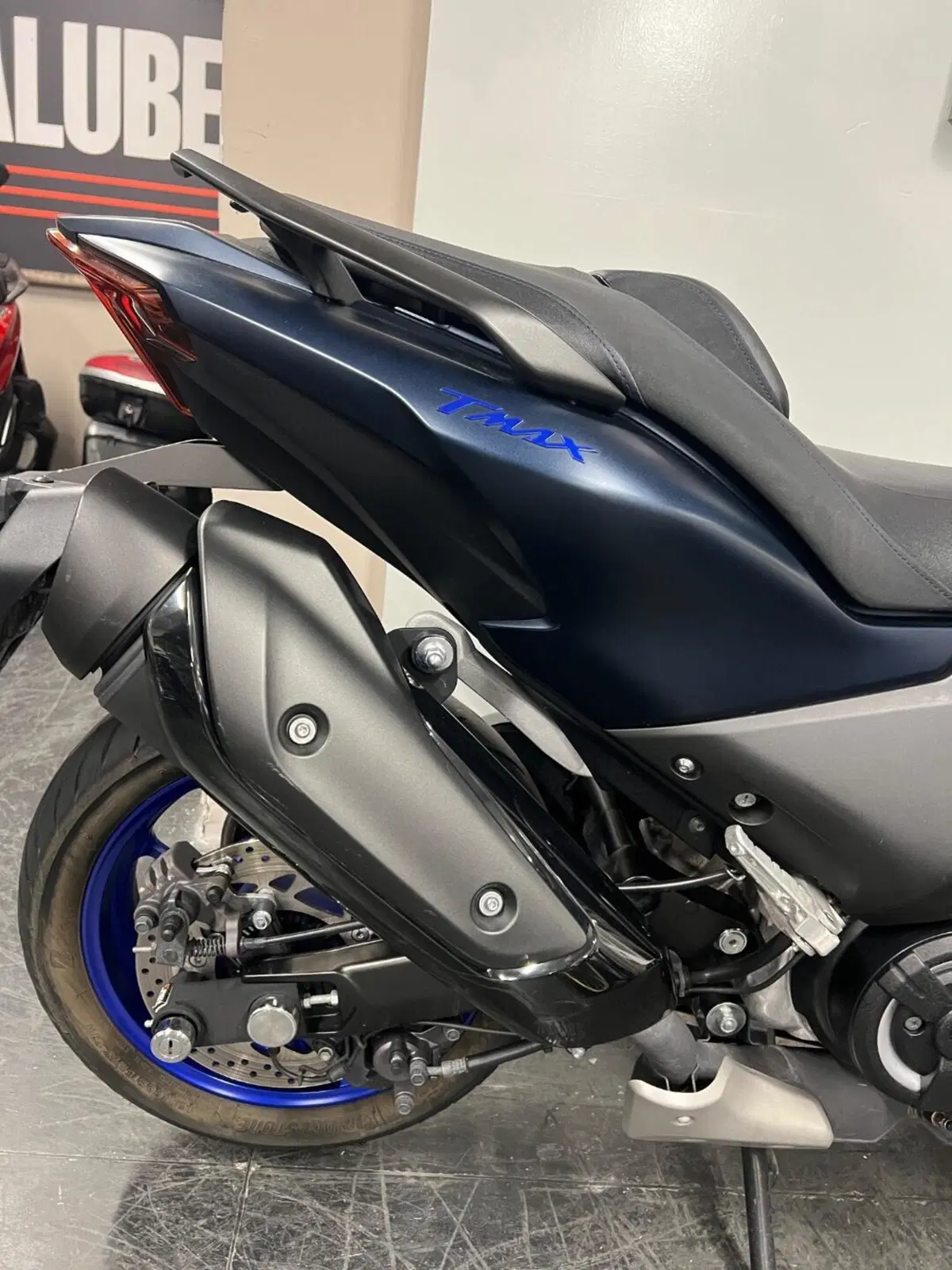 Yamaha T-Max 560 (2022 - 24) (5)