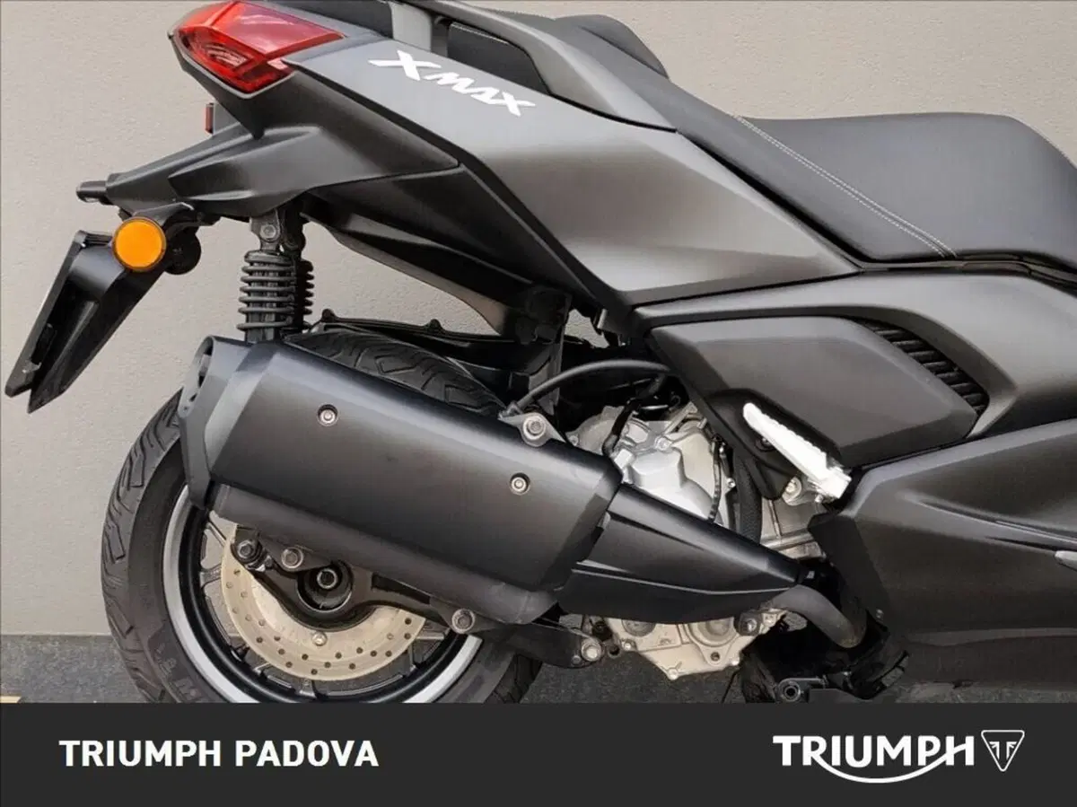 Yamaha X-Max 300 (2021 - 24) (2)