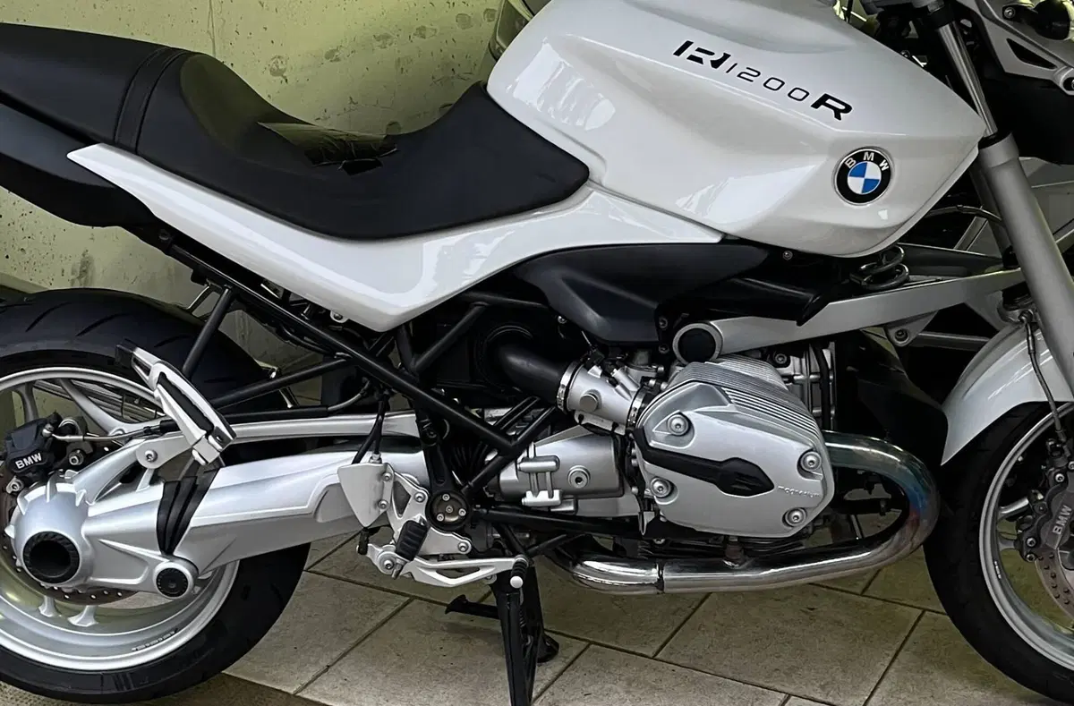 Bmw R 1200 R (2006 - 11) (3)