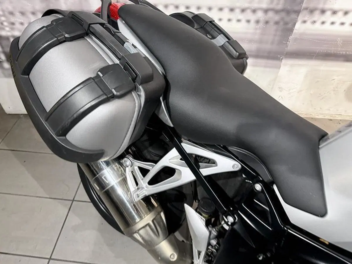 Bmw K 1200 R (5)