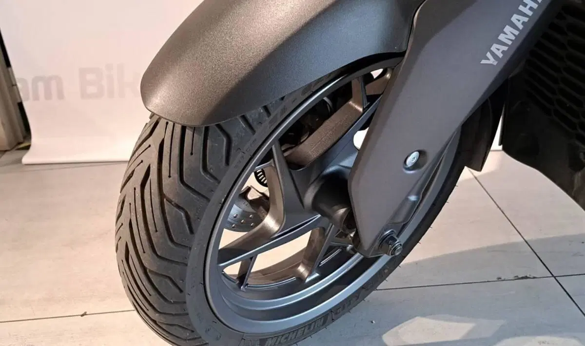 Yamaha X-Max 125 (2021 - 24) (4)